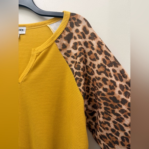 Mauve Yellow Leopard Sleeve Women's Sweatshirt - Picture 2 of 4